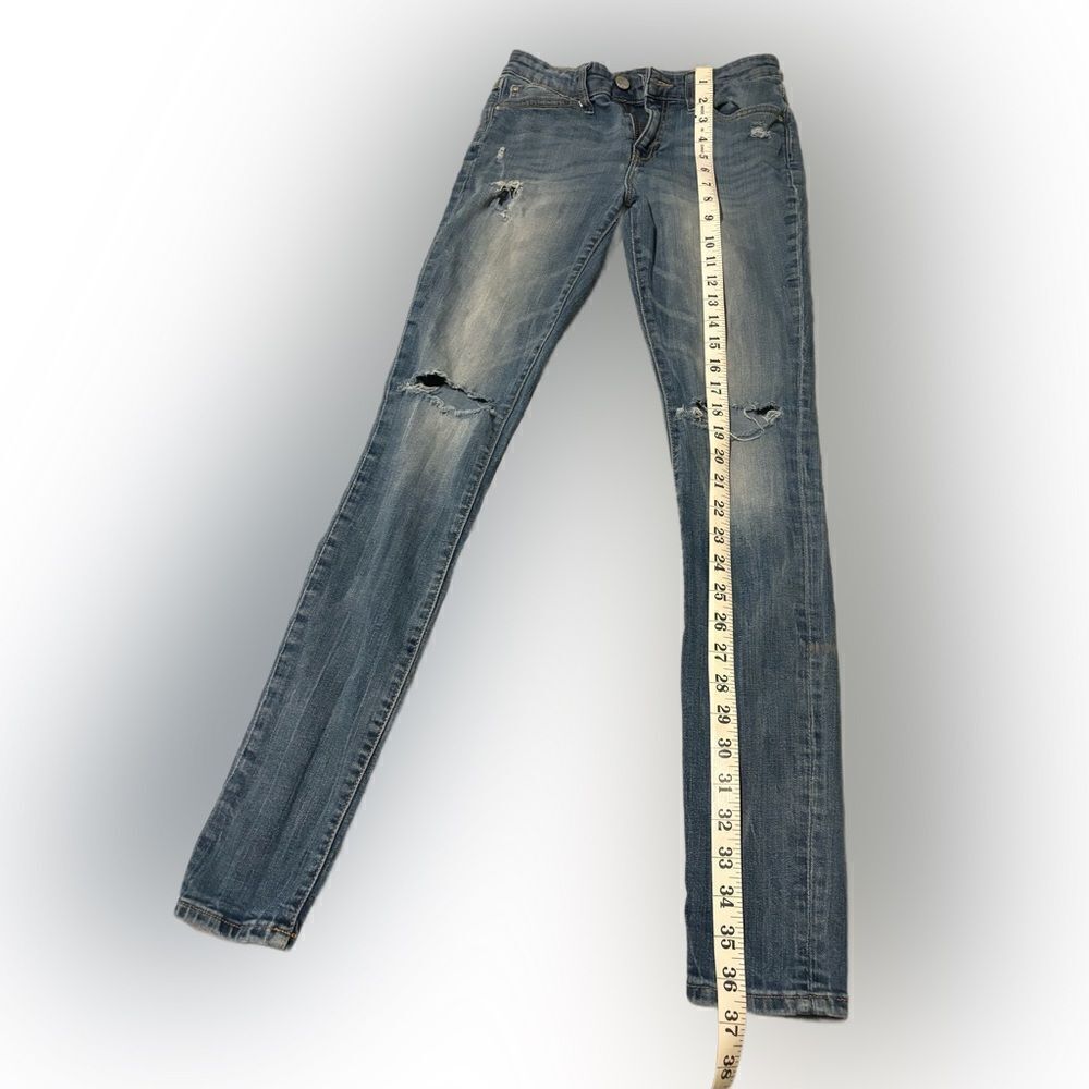 Gap Destructed Skinny Jeans - Picture 4 of 6
